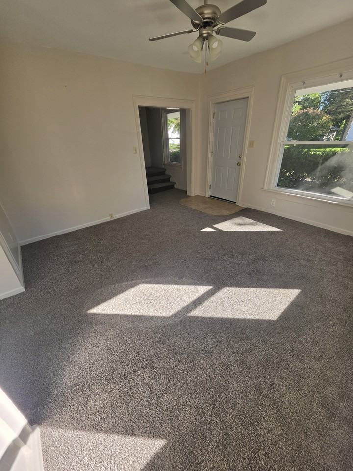 340 Pleasant St #1 - Photo 2 of 10
