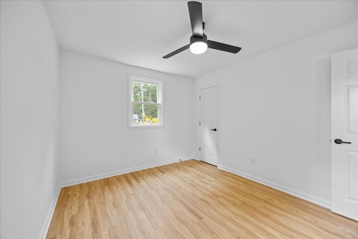 3437 Apache Dr #1 - Photo 5 of 38