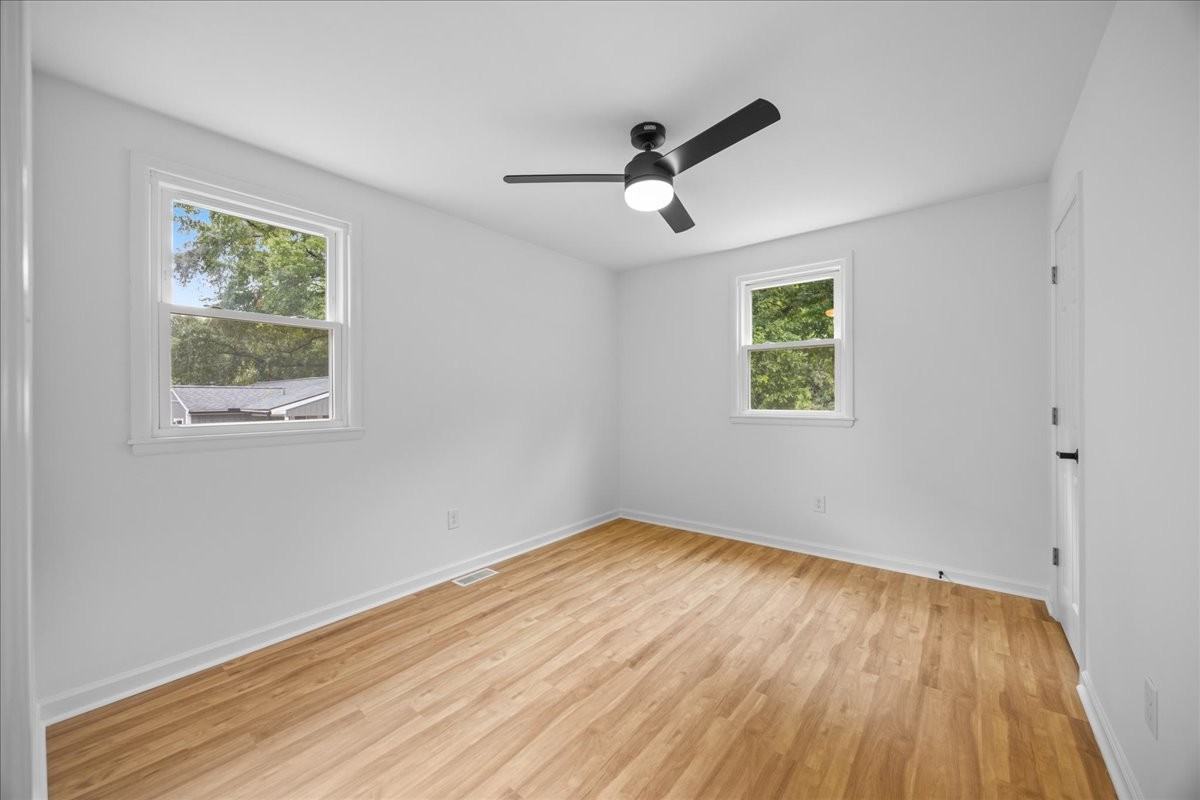 3437 Apache Dr #1 - Photo 6 of 38