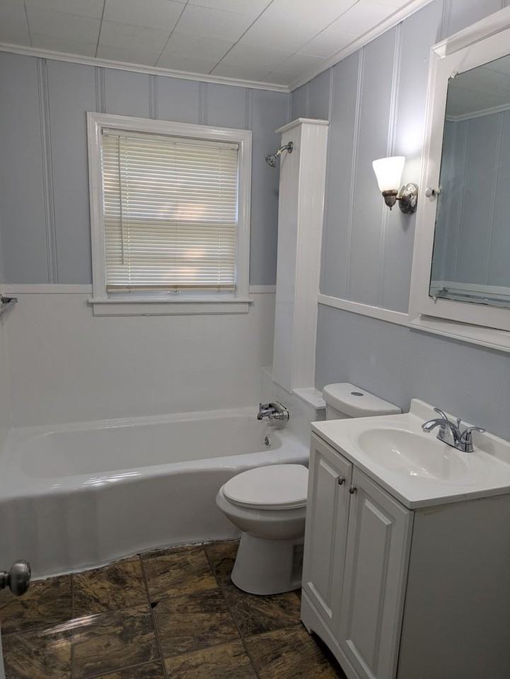 10415 Crystal Ave - Photo 7 of 18