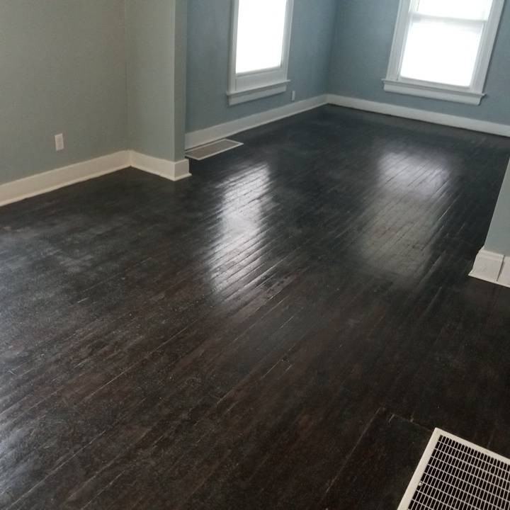 534 Oxford Ave #534 - Photo 3 of 18