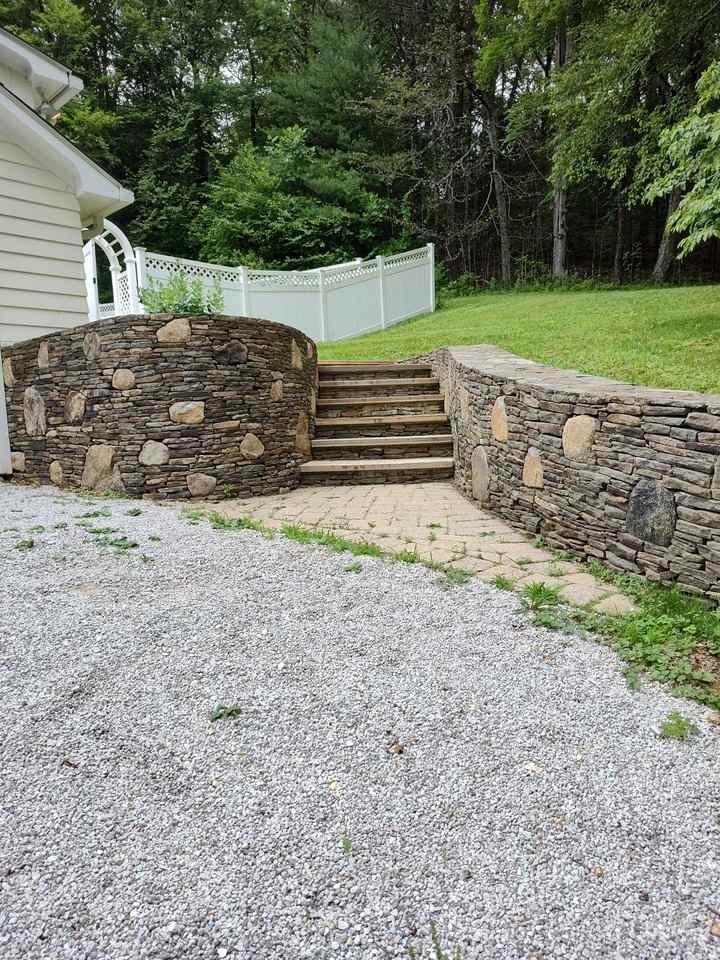 60 Old Northville Rd #1 - Photo 4 of 32