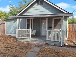 featured image of 527 N Lahoma Ave #1