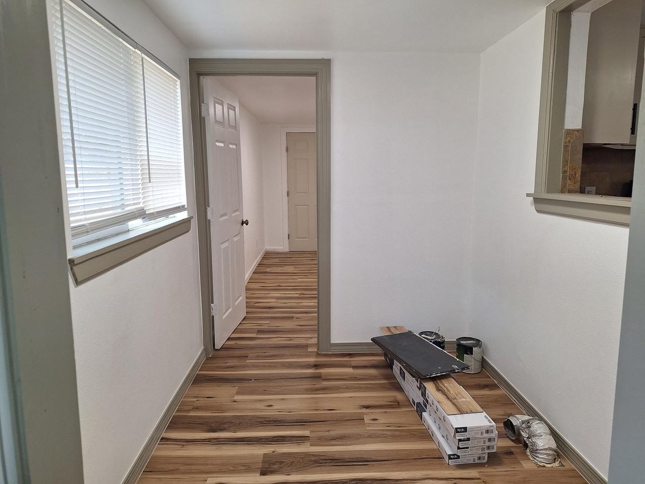 527 N Lahoma Ave #1 - Photo 7 of 44