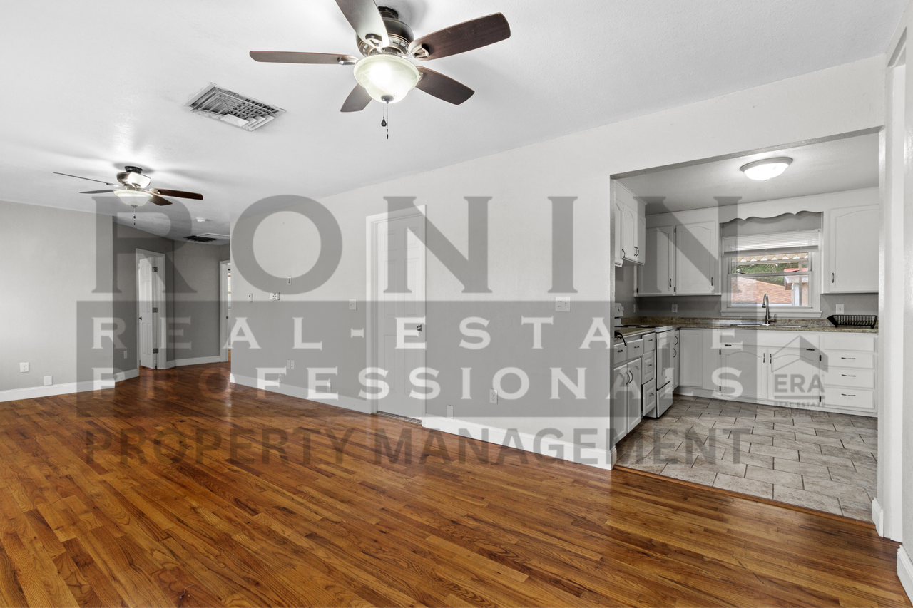 2901 Ronda Lee RoadUnit A #A - Photo 4 of 10