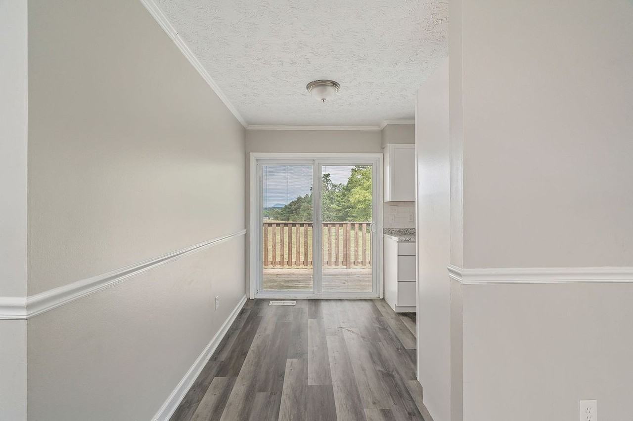 2832 Vicksburg Ln #1 - Photo 5 of 18