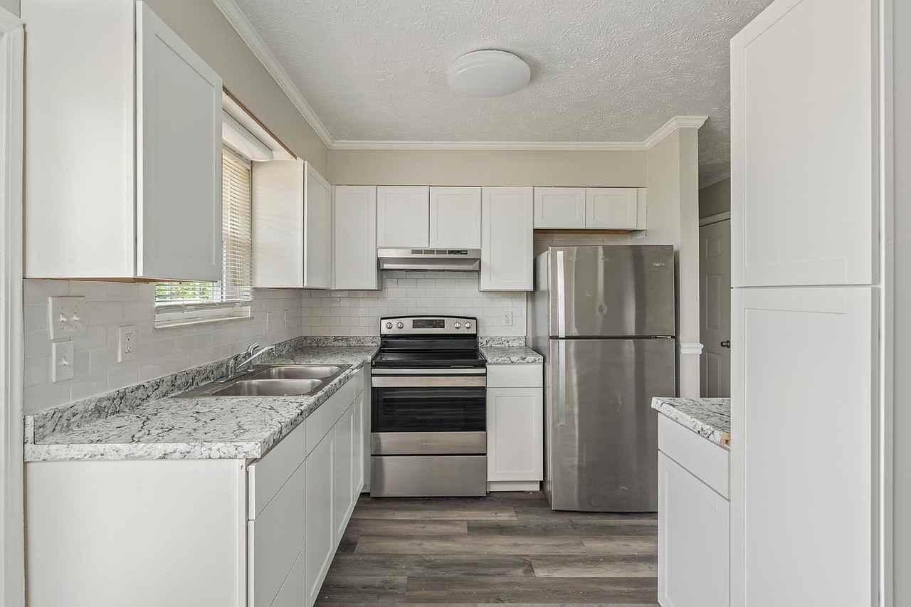 2832 Vicksburg Ln #1 - Photo 6 of 18