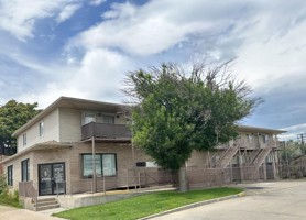 featured image of 805 16th St