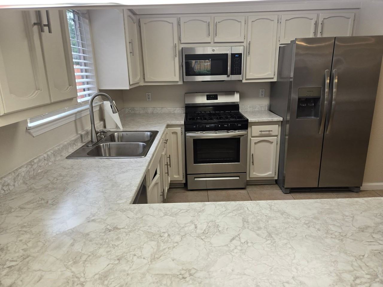 12901 Granite Ave Ne - Photo 5 of 30
