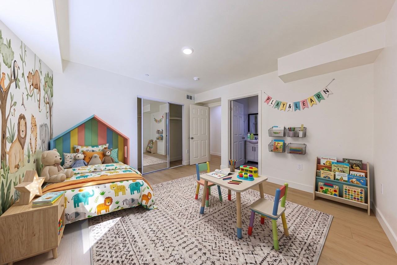 Modern 2026 Townhomes with Massive Bedrooms + Central Air + Brand NEW Appliances + Laundry IN UNIT! - Photo 7 of 7