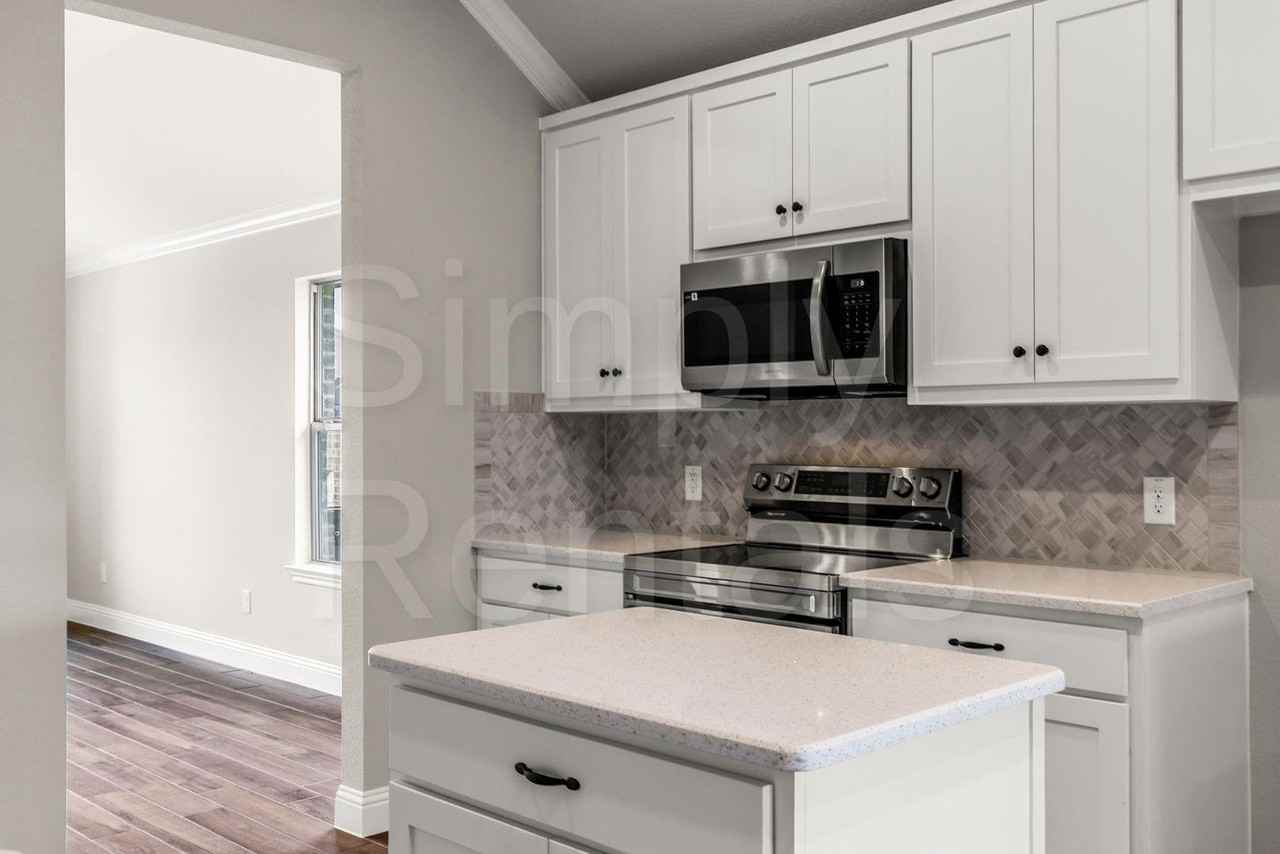 314 Pennington Rd - Photo 4 of 37