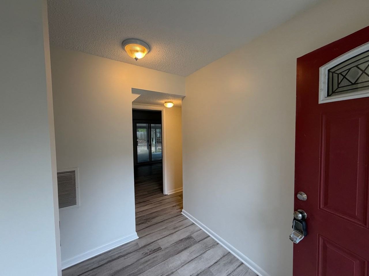 9342 Lost Forest Dr - Photo 4 of 16
