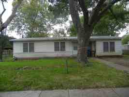 featured image of 7002 Guadalupe St