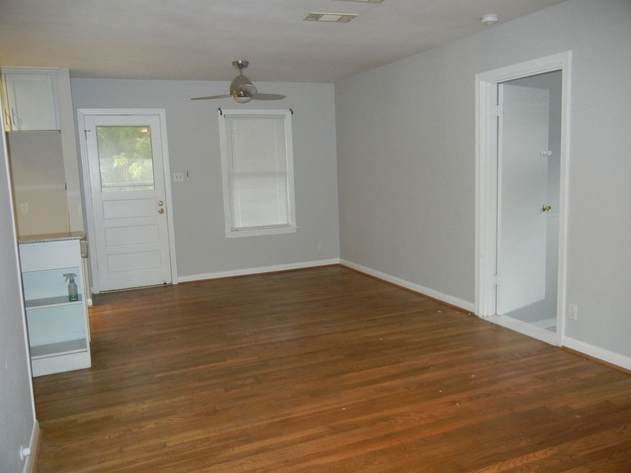 7002 Guadalupe St - Photo 4 of 14