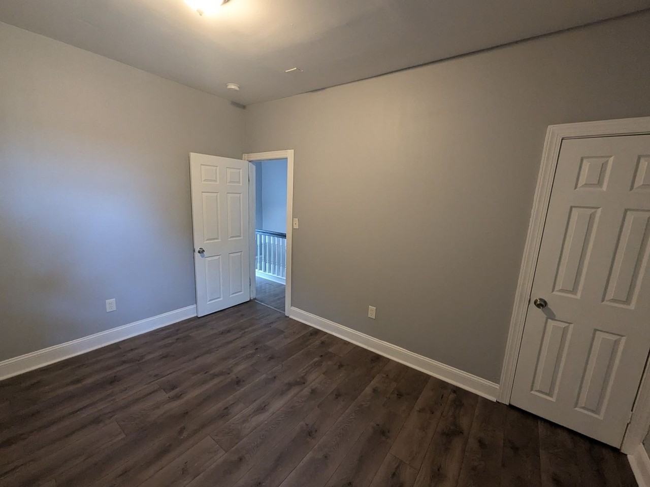 1833 W Butler St - Photo 7 of 9