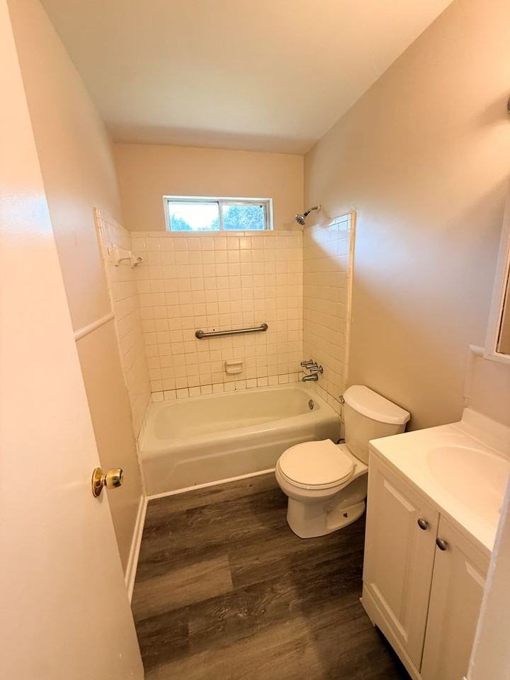807 Ponderosa Dr - Photo 4 of 7