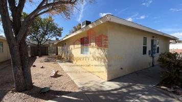 featured image of 1018 Kenwood Ave