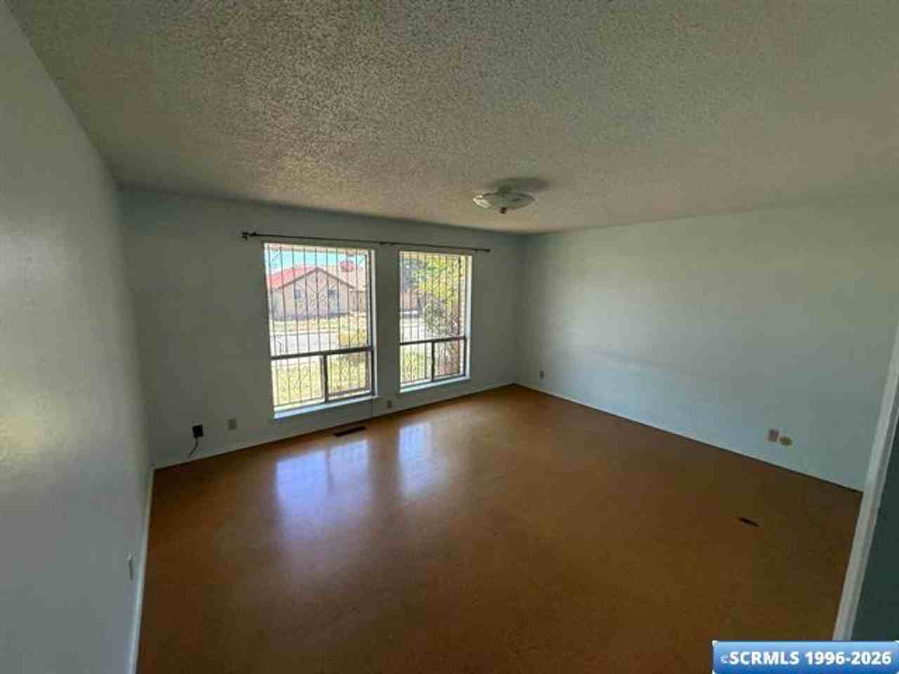 3309 N Mann Dr - Photo 3 of 12