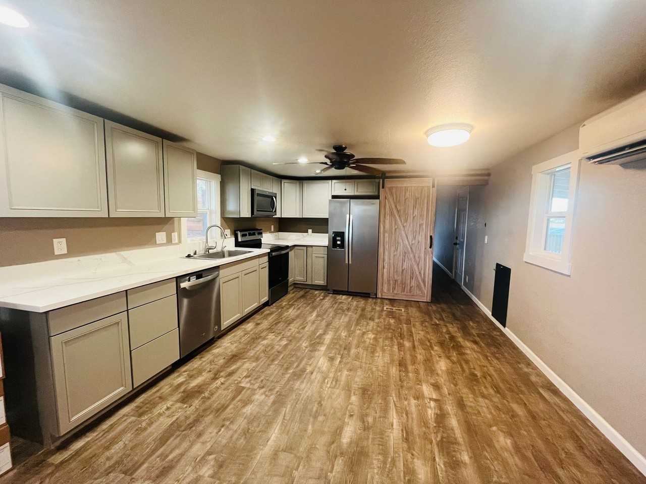 37416 Indian Ave - Photo 4 of 9