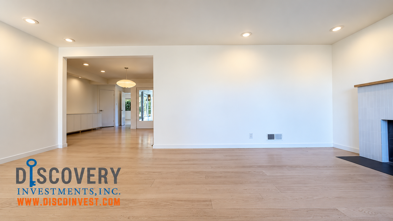 875 Creston Rd - Photo 5 of 37