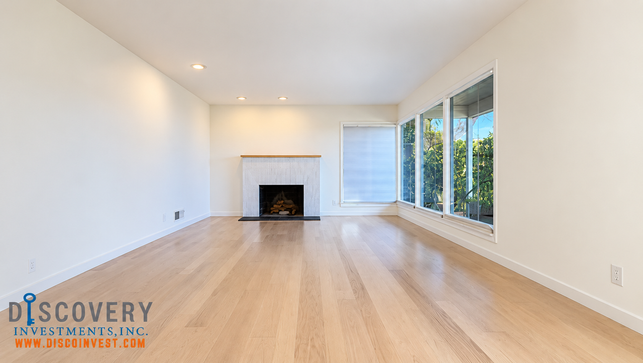 875 Creston Rd - Photo 6 of 37