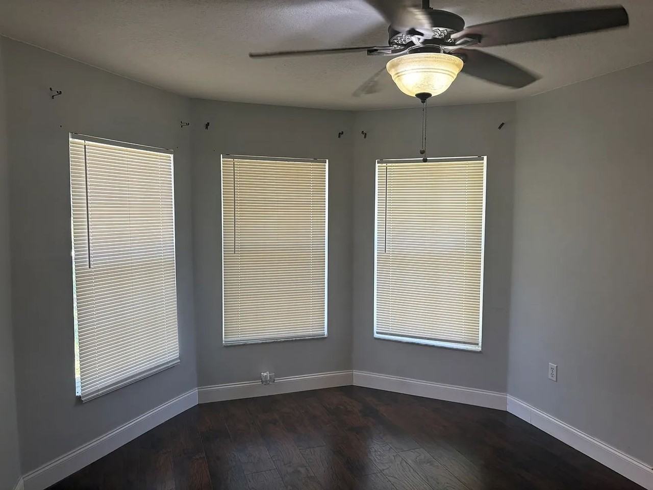 1183 S Cooper Dr - Photo 5 of 15