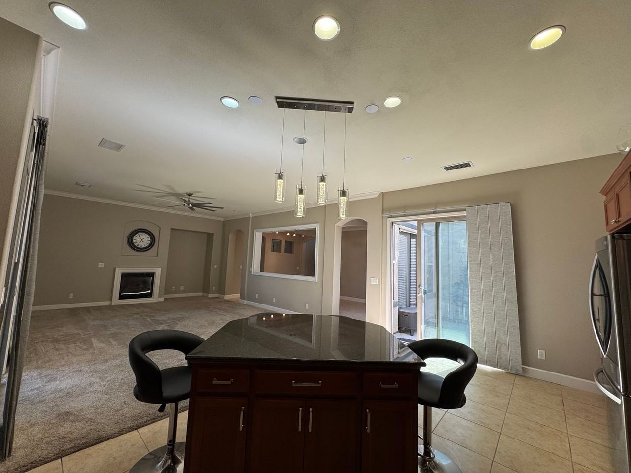2171 Buckingham Ave - Photo 7 of 33