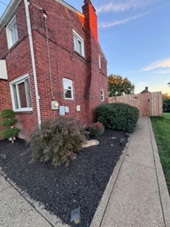 722 Baldwin Dr - Photo 2 of 15
