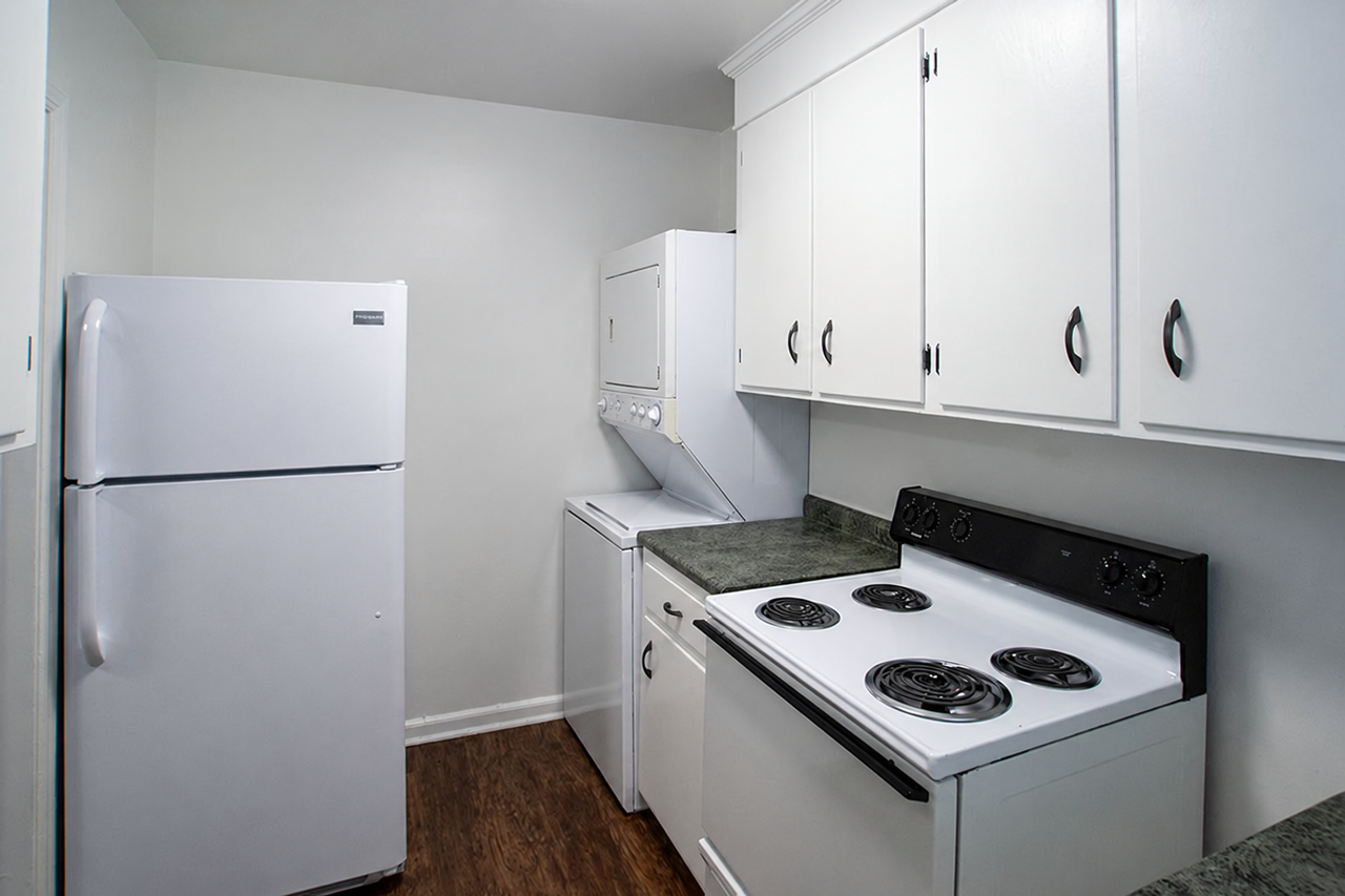 3 E 65th St #2 - Photo 5 of 14