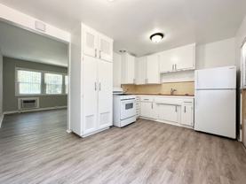 S Mollison Ave (887 - Photo 1 of 1