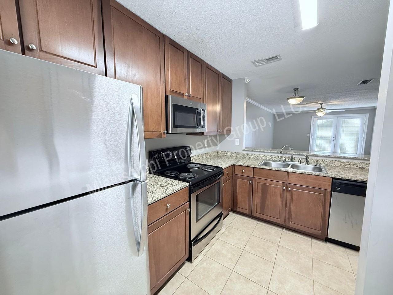2112 Old Taylor Rd #E8 - Photo 3 of 21