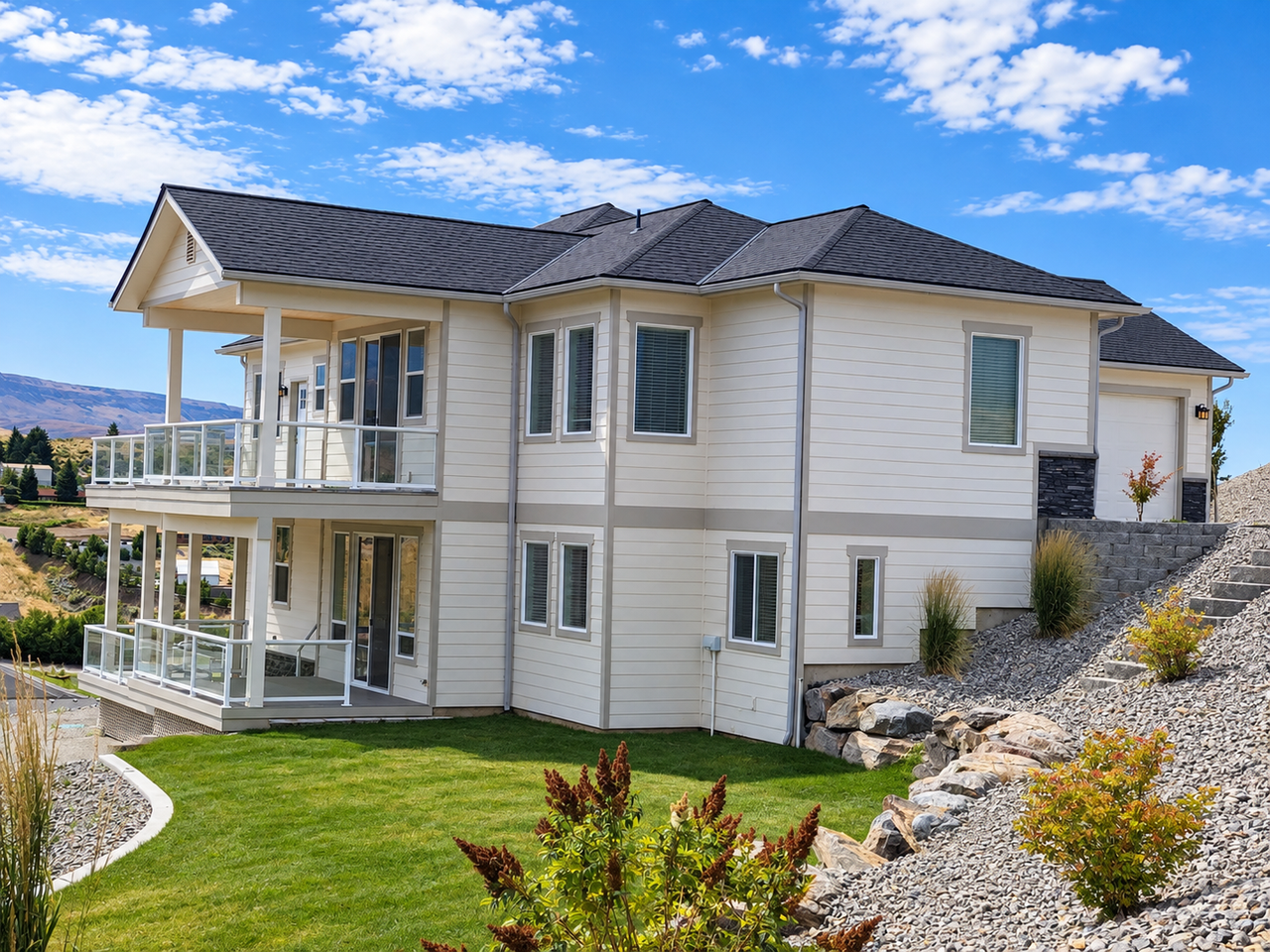 38 Farrah Ln