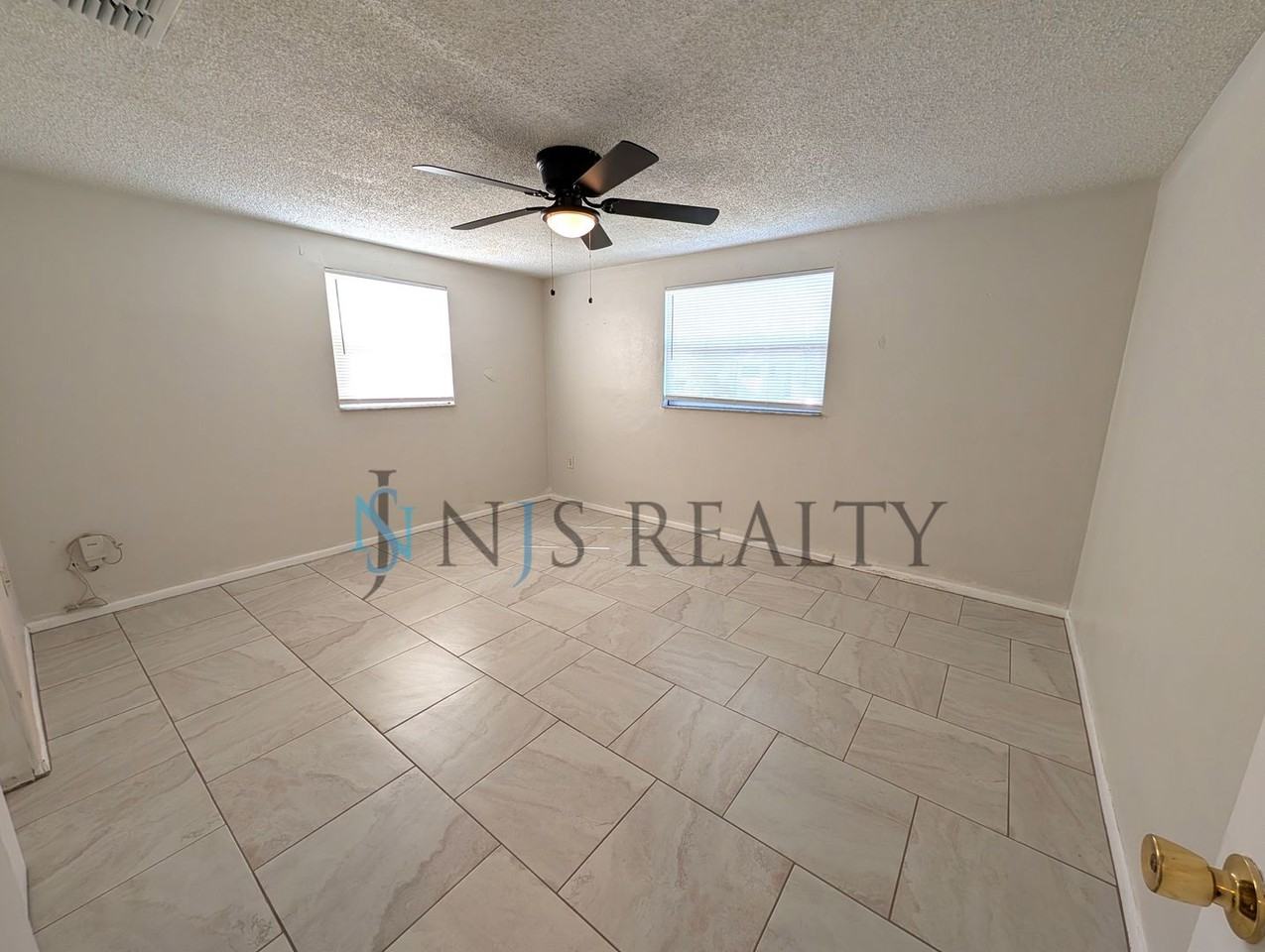 5132 Drift Tide Dr - Photo 3 of 14