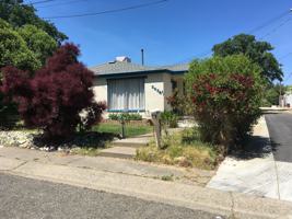 featured image of 3034 Sacramento St