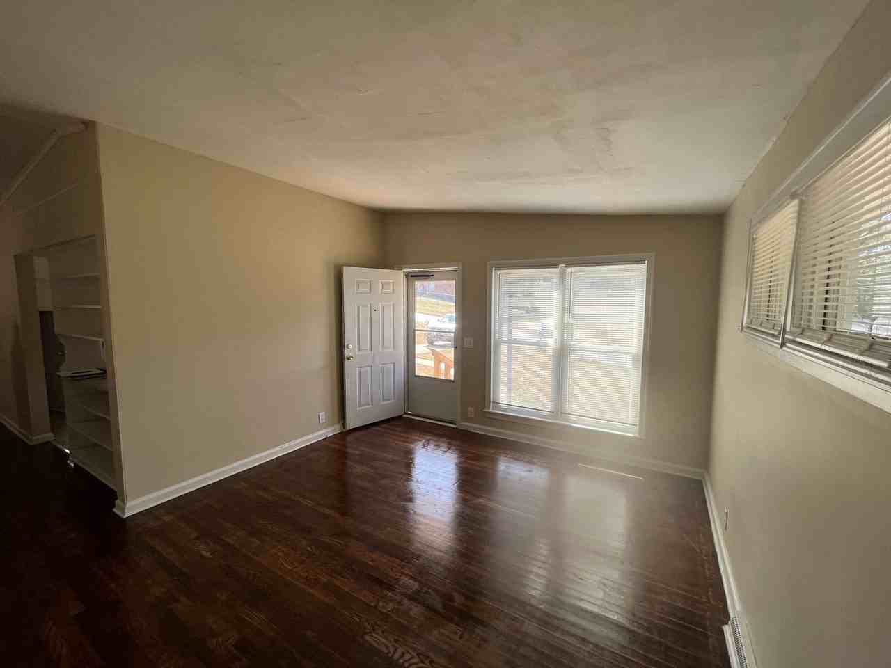 3463 Montecello Dr - Photo 5 of 21