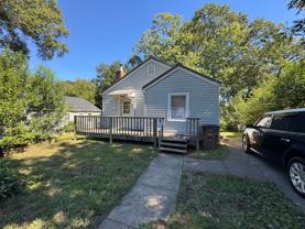 604 Hillcrest Dr - Photo 1 of 1