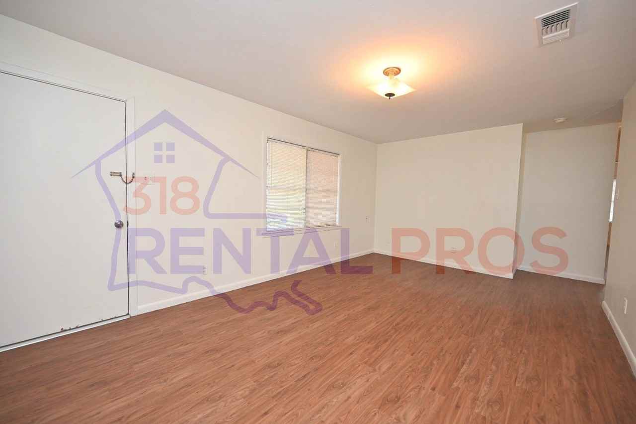 1504 Roosevelt Dr - Photo 5 of 25