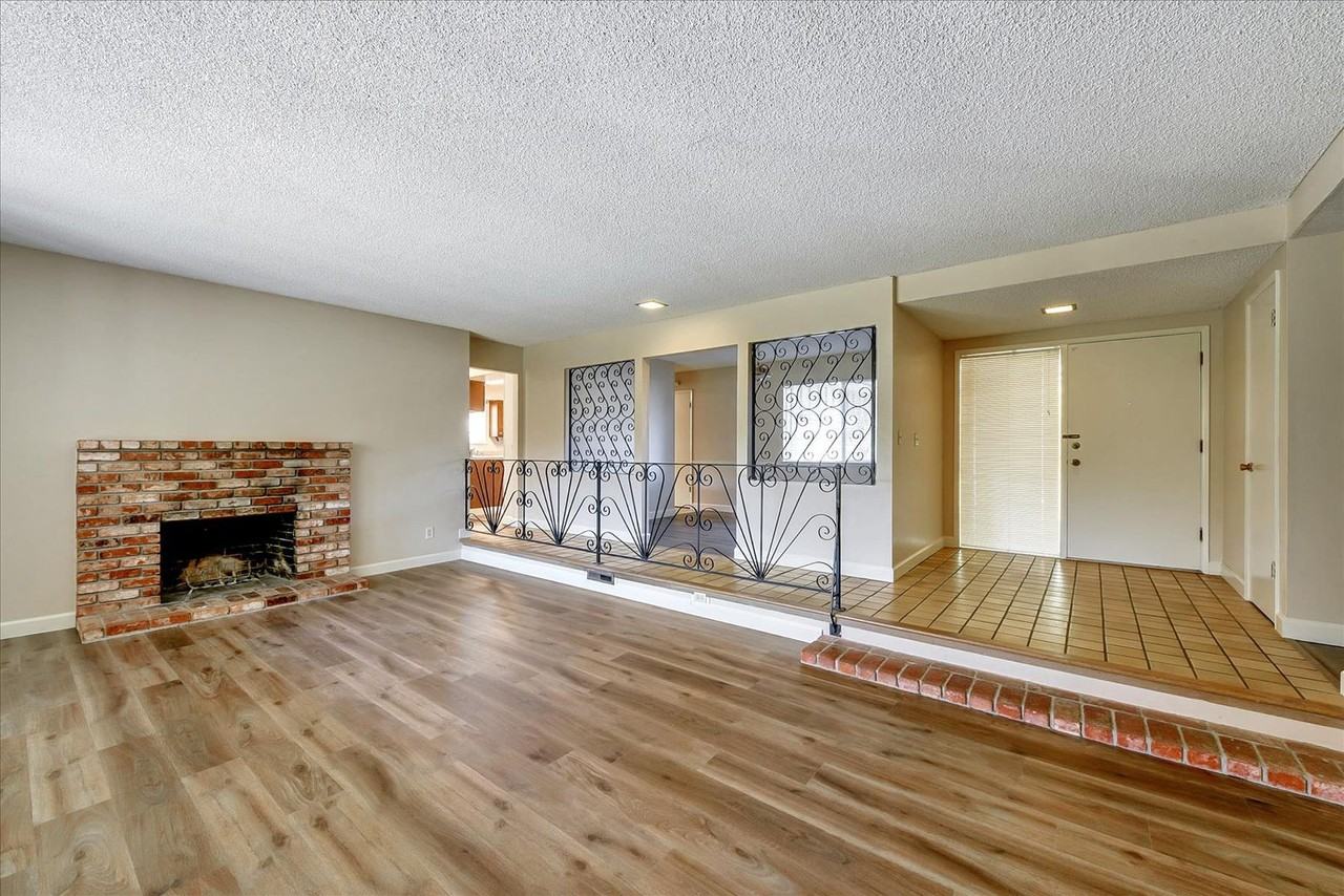 714 W Remington Dr - Photo 3 of 36