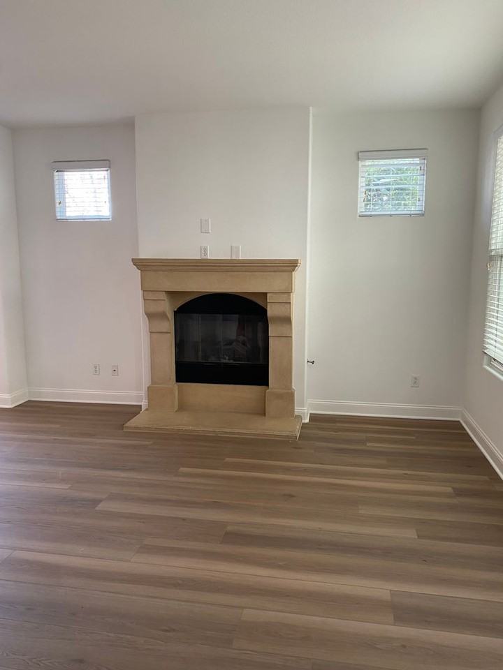 7255 Lisamarie Ct - Photo 7 of 36