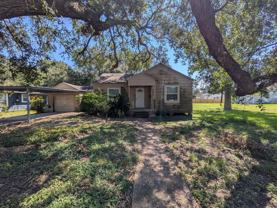 3100 30th St - Photo 1 of 1