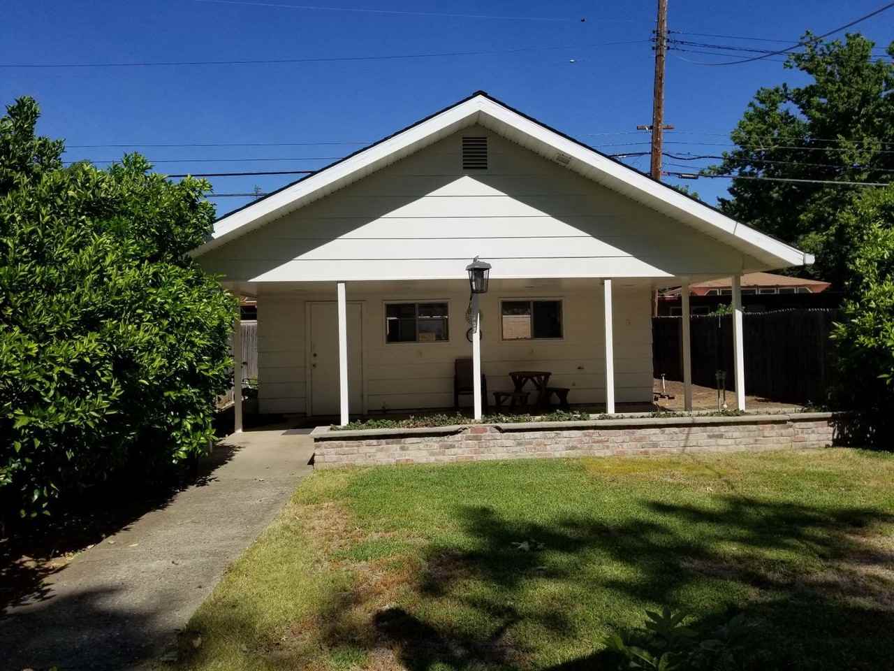 3741 E Pacific Ave - Photo 2 of 14
