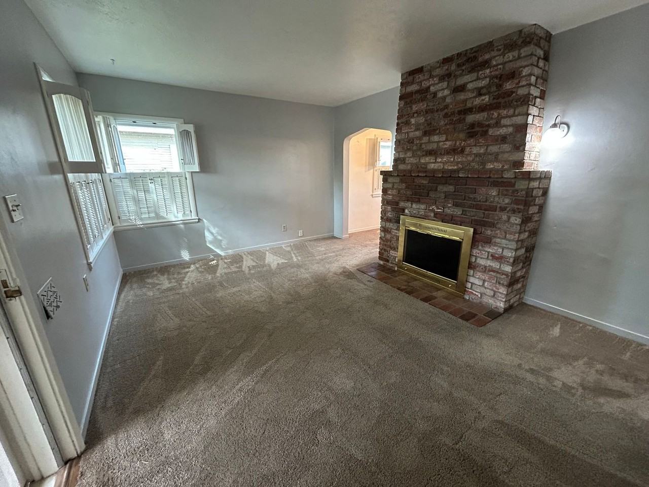 3741 E Pacific Ave - Photo 3 of 14