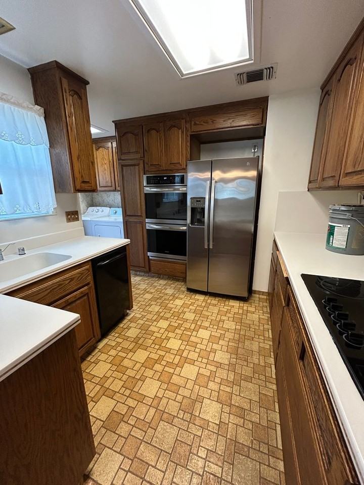 3741 E Pacific Ave - Photo 5 of 14