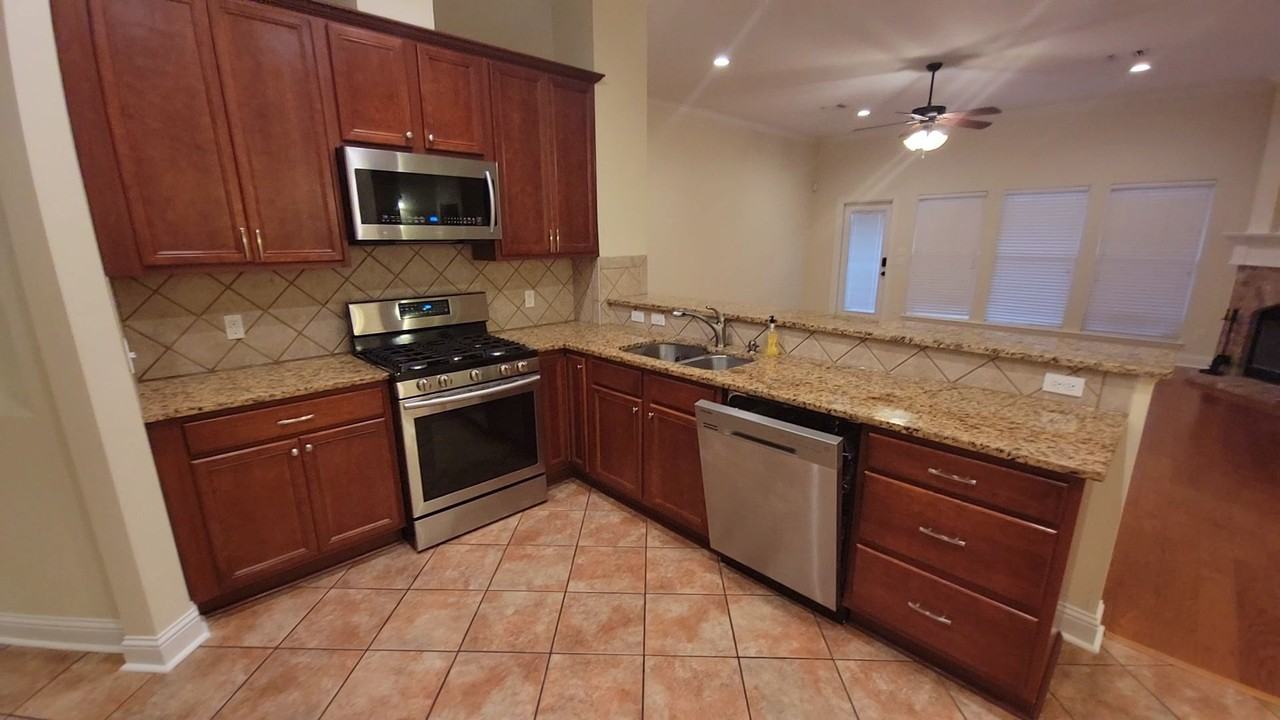 224 Telfair Ln - Photo 4 of 6