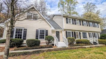 featured image of 325 Lakeshore Dr Ne