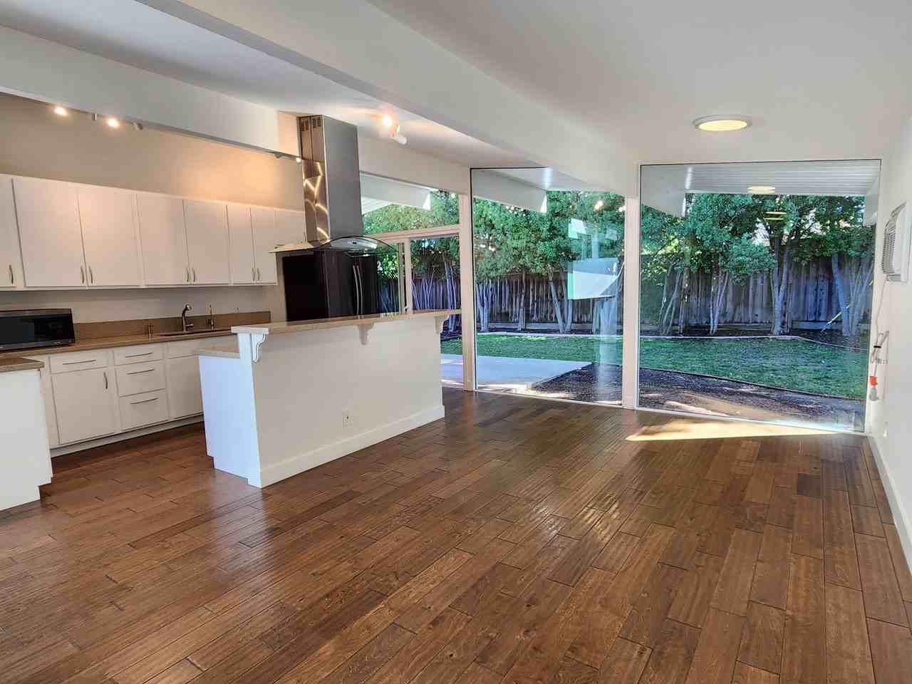 1624 Edmonton Ave - Photo 7 of 20
