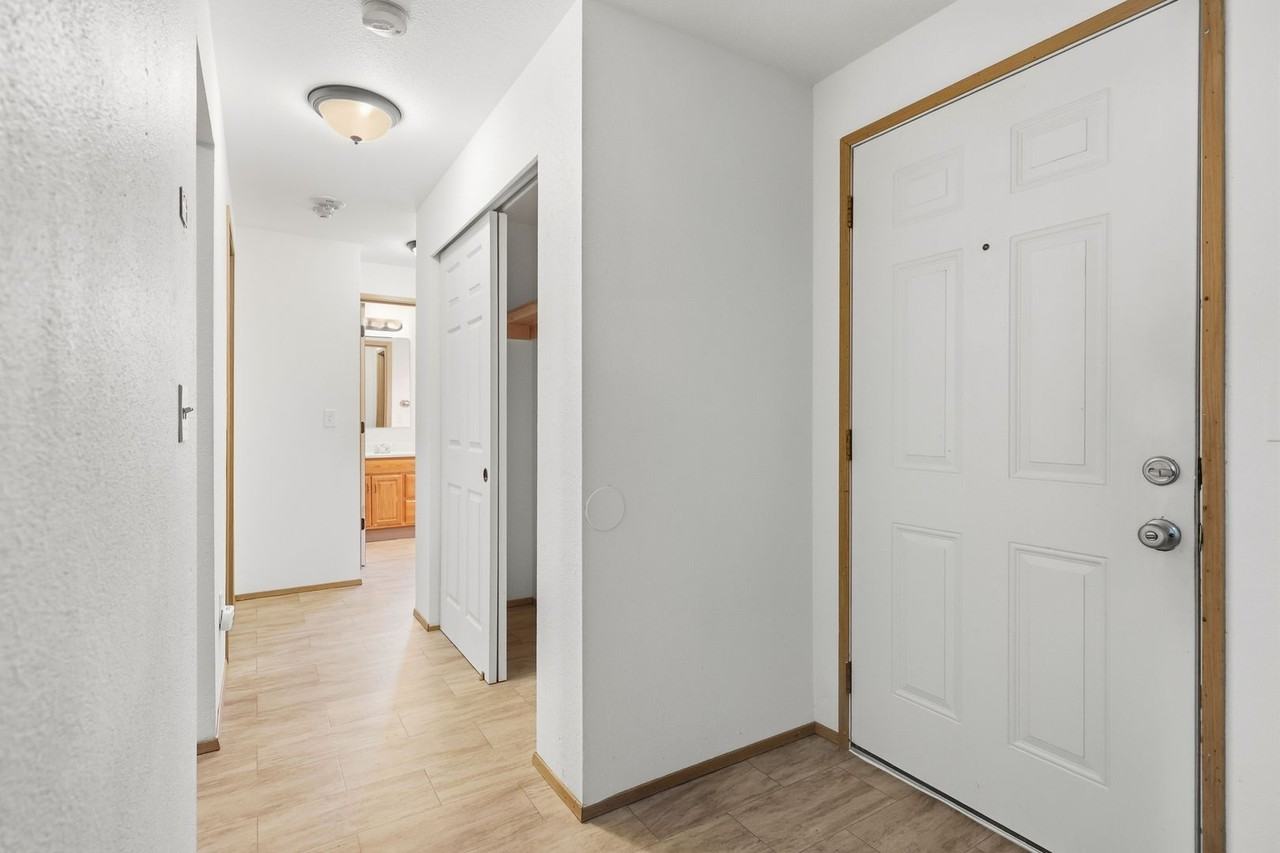 3810 22nd Ave Se #D - Photo 4 of 19
