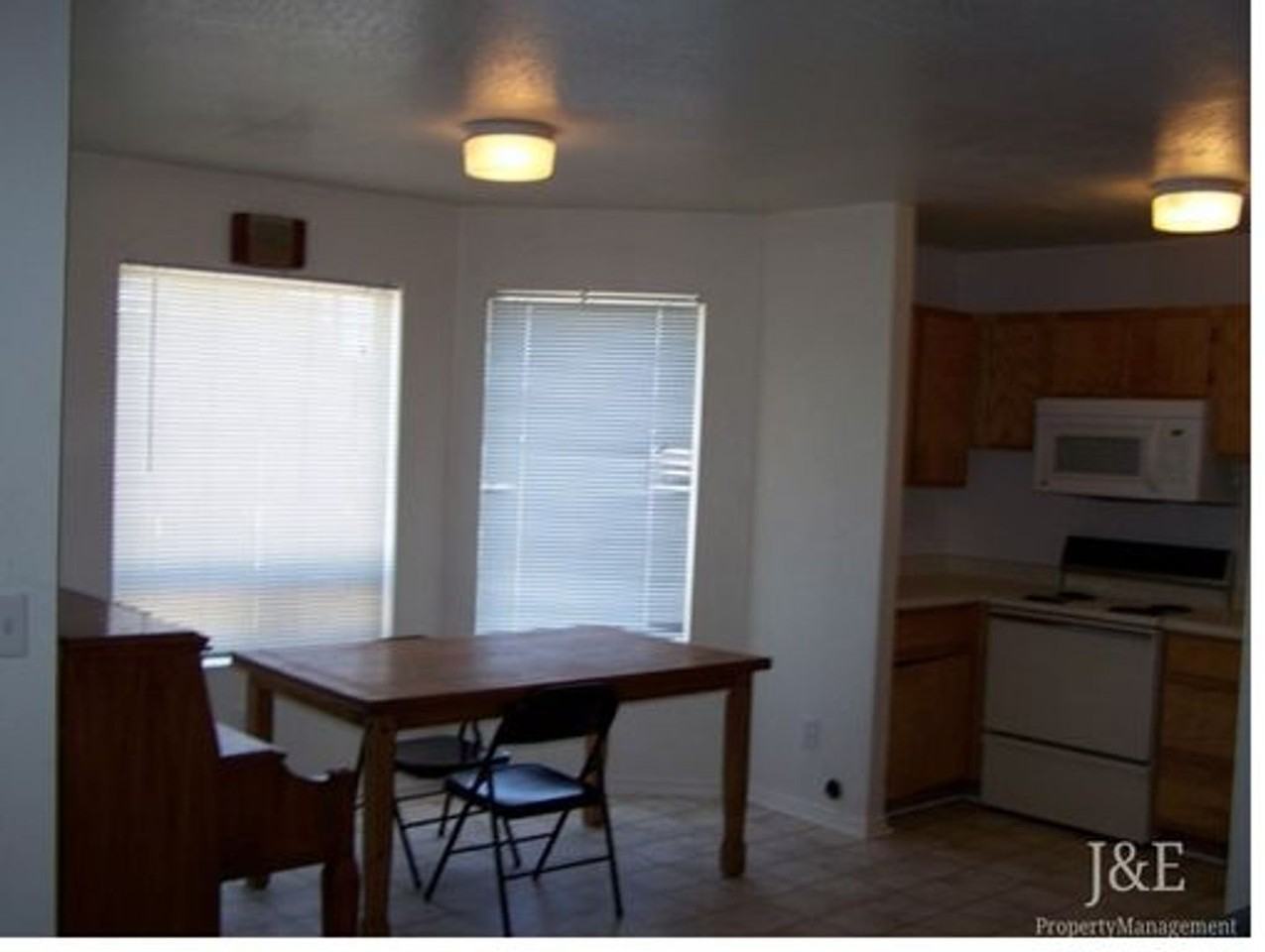 1123 W 425 S - Photo 4 of 8
