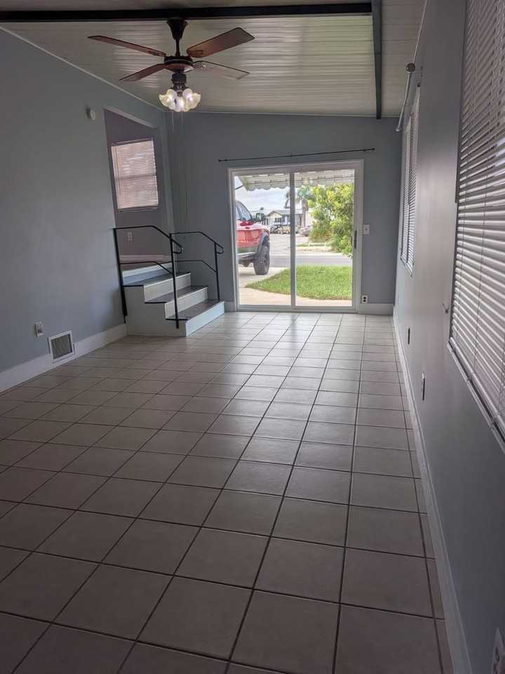 456 Center Crest Blvd - Photo 4 of 22