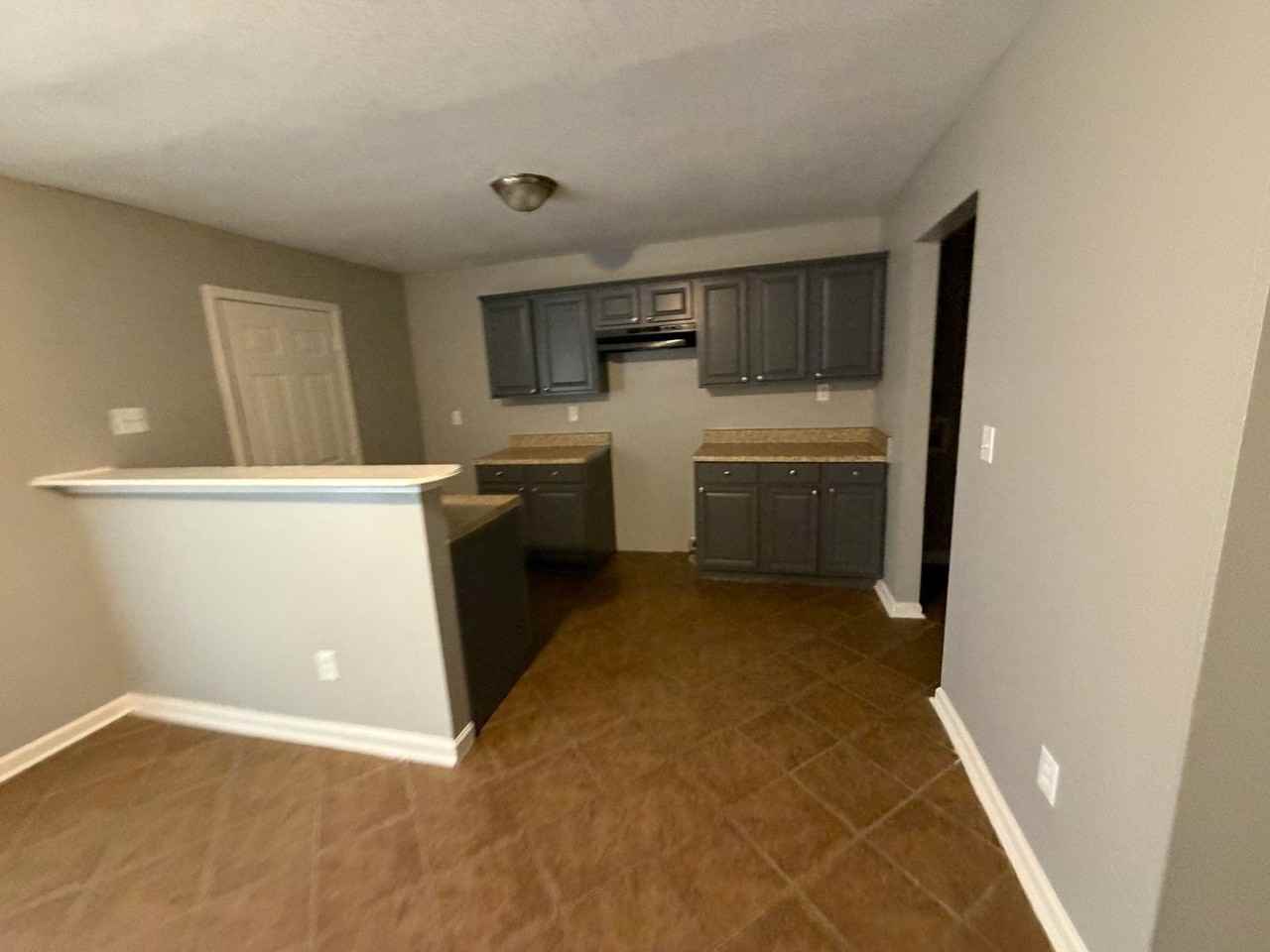 5223 Roseside Cv - Photo 3 of 15